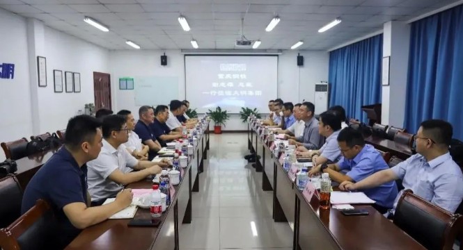重慶鋼鐵謝志雄總裁一行來訪大明靖江基地